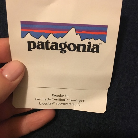 Women’s Patagonia coat. Very nice car coat or great for fall or spring! - Picture 6 of 8